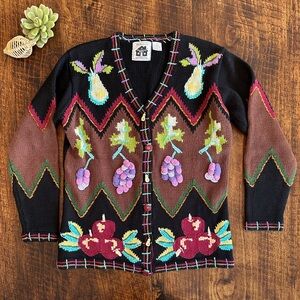 Storybook Knits | Vintage Hand-Knit Fruit Cardigan, Grapes & Apples, Size XS
